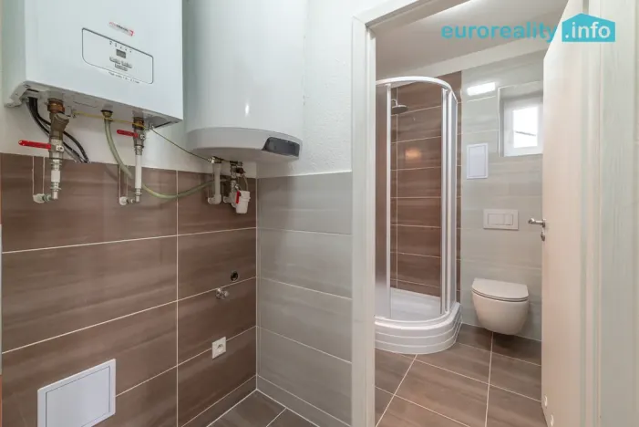 Prodej bytu 2+kk, Tachov, Na Třešňovce, 37 m2