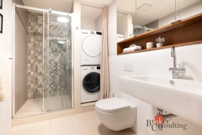 Prodej bytu 2+kk, Praha - Strašnice, Zvěřinova, 66 m2