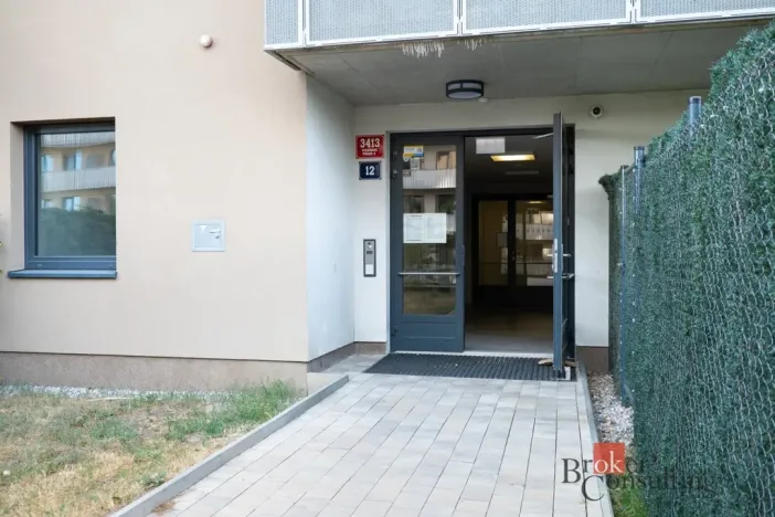 Prodej bytu 2+kk, Praha - Strašnice, Zvěřinova, 66 m2