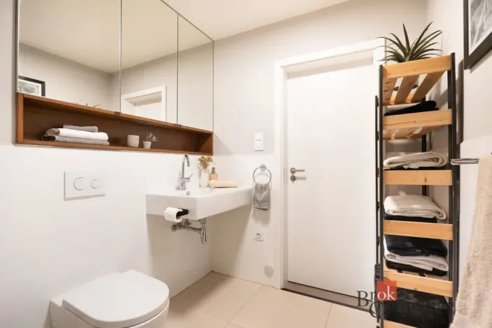 Prodej bytu 2+kk, Praha - Strašnice, Zvěřinova, 75 m2