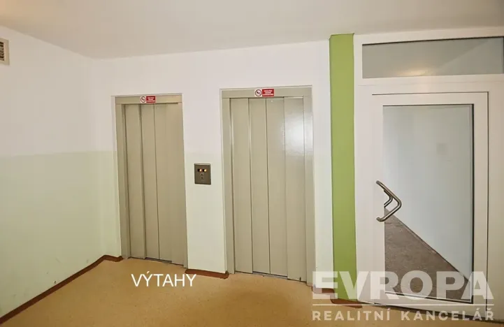 Prodej bytu 2+kk, Praha, Vlastina, 46 m2