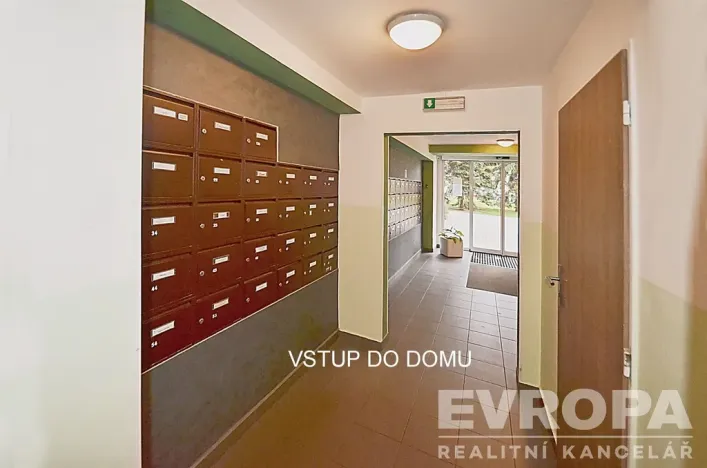 Prodej bytu 2+kk, Praha, Vlastina, 46 m2