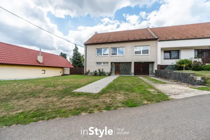 Prodej rodinného domu, Traplice, 274 m2