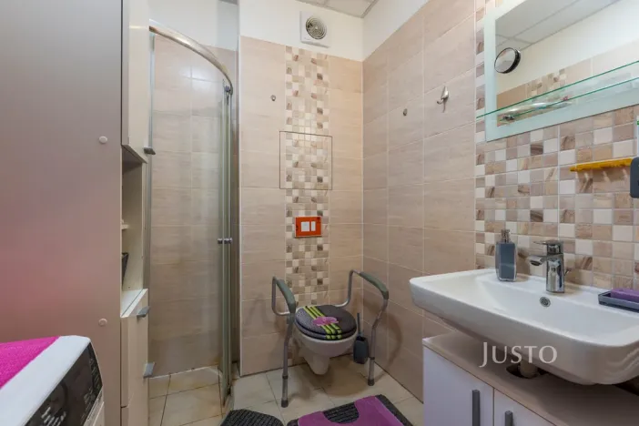Prodej bytu 1+kk, Šakvice, Hlavní, 31 m2