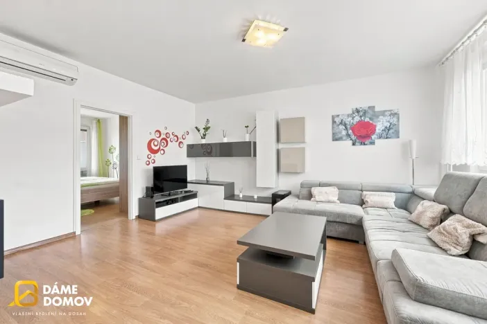 Prodej bytu 3+1, Hodonín, Jižní, 74 m2