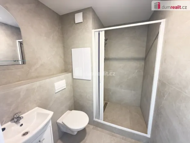 Prodej bytu 2+kk, Klášterec nad Ohří, Družstevní, 40 m2