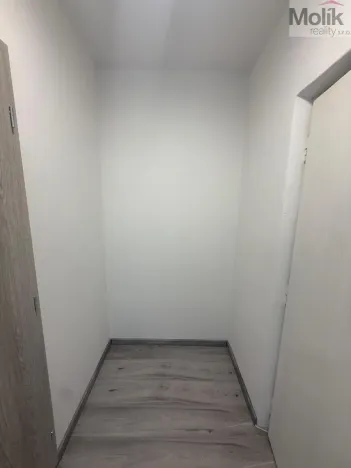 Pronájem bytu 1+1, Most, Javorová, 34 m2