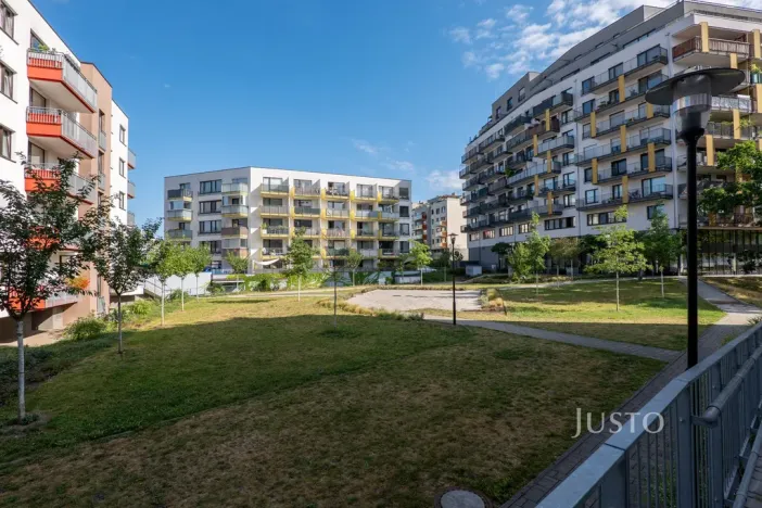 Pronájem bytu 2+kk, Praha - Modřany, Soukalova, 55 m2