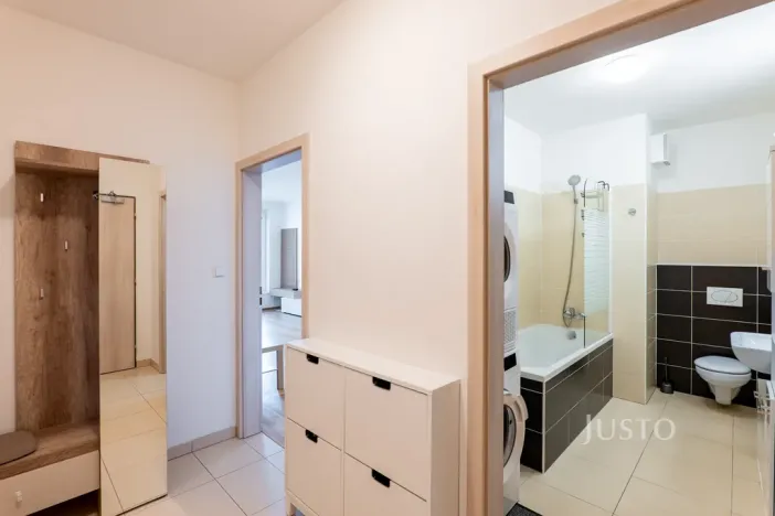 Pronájem bytu 2+kk, Praha - Modřany, Soukalova, 55 m2