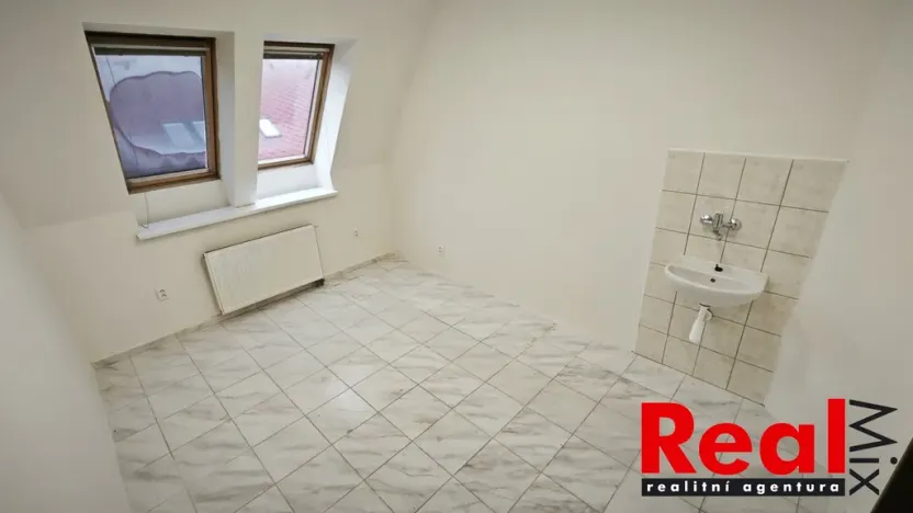 Pronájem kanceláře, Hustopeče, Mrštíkova, 12 m2