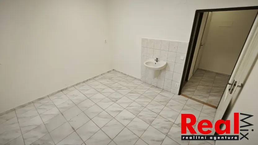 Pronájem kanceláře, Hustopeče, Mrštíkova, 12 m2
