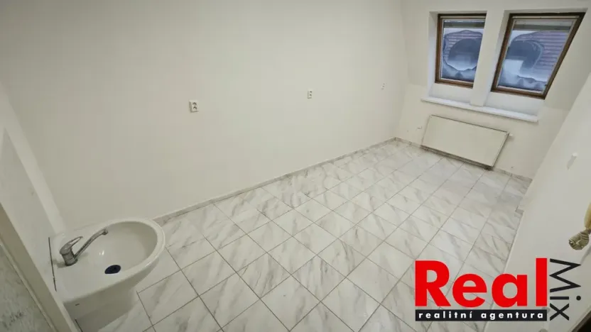 Pronájem kanceláře, Hustopeče, Mrštíkova, 12 m2