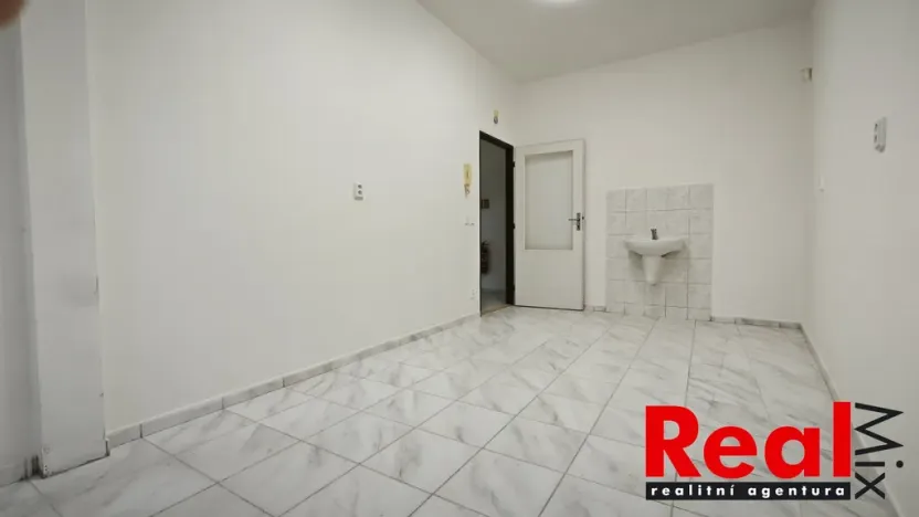 Pronájem kanceláře, Hustopeče, Mrštíkova, 12 m2