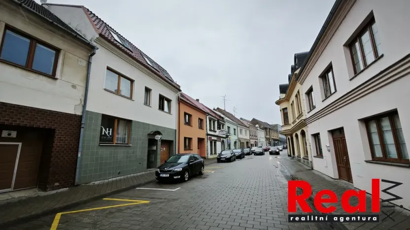 Pronájem kanceláře, Hustopeče, Mrštíkova, 15 m2