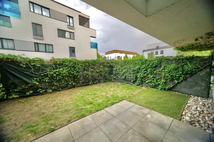 Prodej bytu 1+kk, Praha - Letňany, Nepomuckých, 37 m2