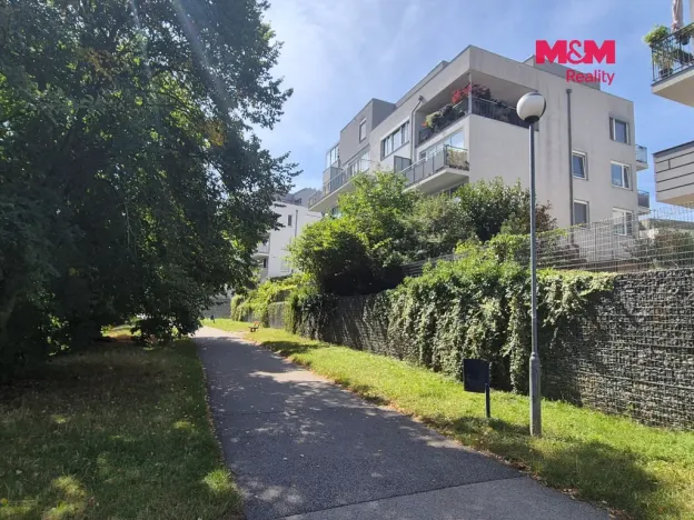 Prodej garáže, Beroun - Beroun-Město, V Zahradách, 16 m2