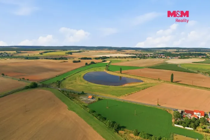 Prodej bytu 3+1, Kněževes, Štrosova, 55 m2