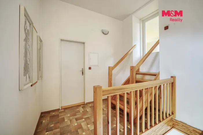 Prodej rodinného domu, Bohy, 152 m2