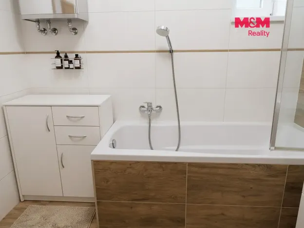 Pronájem bytu 3+1, Opava, Krnovská, 120 m2