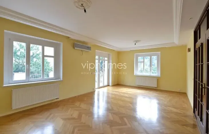 Pronájem vily, Praha - Smíchov, 413 m2