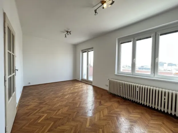 Pronájem bytu 1+kk, Praha - Holešovice, Ortenovo náměstí, 27 m2