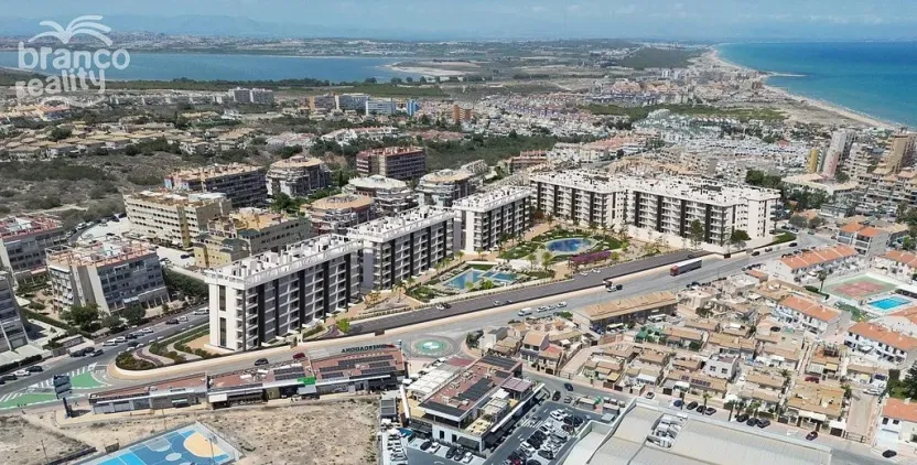 Prodej bytu 4+kk, Torrevieja, Alicante, Španělsko, 96 m2