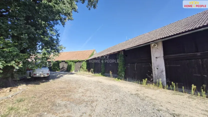 Prodej výrobních prostor, Branišovice, 8554 m2