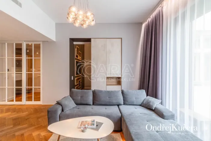 Prodej bytu 2+kk, Praha - Nové Město, Dlážděná, 61 m2