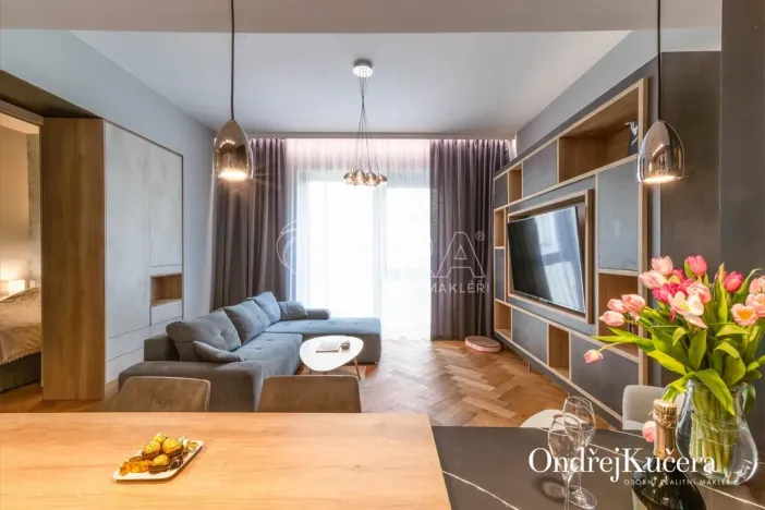 Prodej bytu 2+kk, Praha - Nové Město, Dlážděná, 61 m2