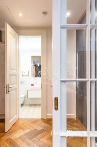 Prodej bytu 2+kk, Praha - Nové Město, Dlážděná, 61 m2
