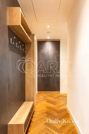 Prodej bytu 2+kk, Praha - Nové Město, Dlážděná, 61 m2