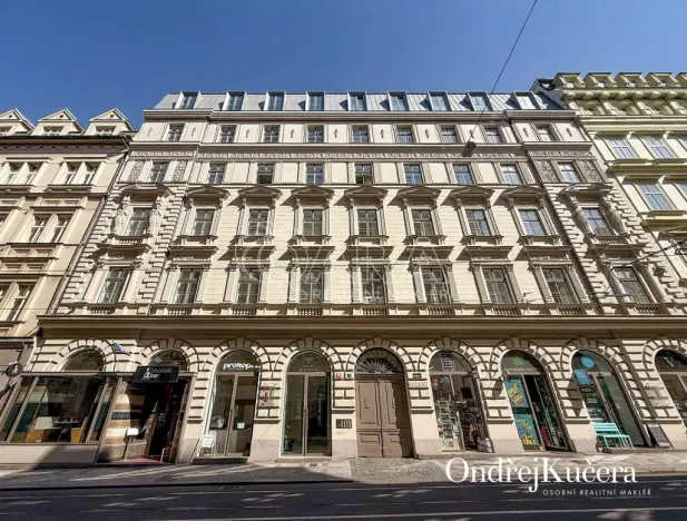 Prodej bytu 2+kk, Praha - Nové Město, Dlážděná, 61 m2
