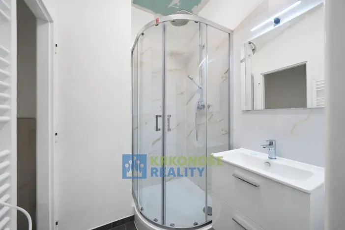 Pronájem bytu 2+1, Stará Paka, Tovární, 60 m2