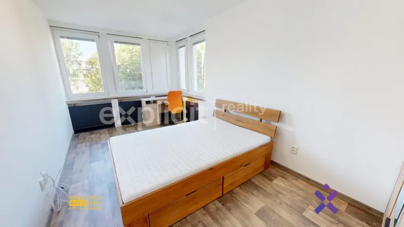 Pronájem bytu 2+kk, Zlín, Osvoboditelů, 48 m2