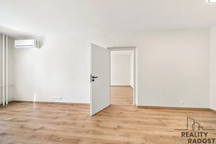 Prodej bytu 3+1, Hodonín, Cihlářská čtvrť, 72 m2