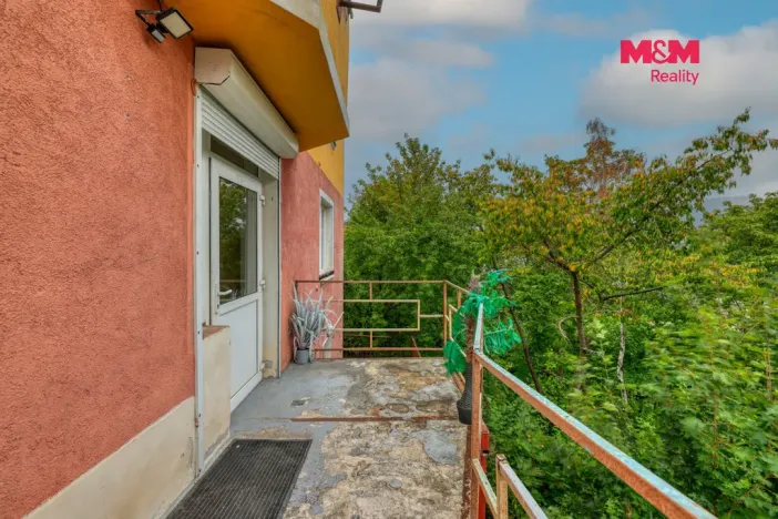 Prodej bytu 2+1, Karlovy Vary - Bohatice, Na Výšině, 45 m2