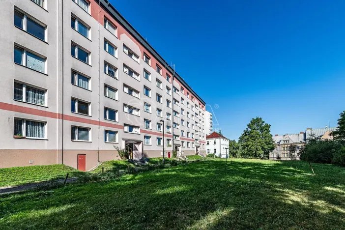 Pronájem bytu 2+1, Liberec - Liberec III-Jeřáb, Vaňurova, 62 m2