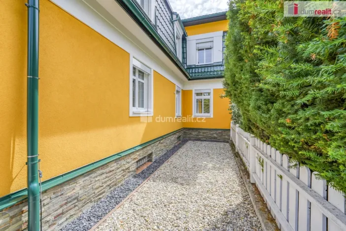 Pronájem bytu 2+kk, Mariánské Lázně - Úšovice, Palackého, 50 m2