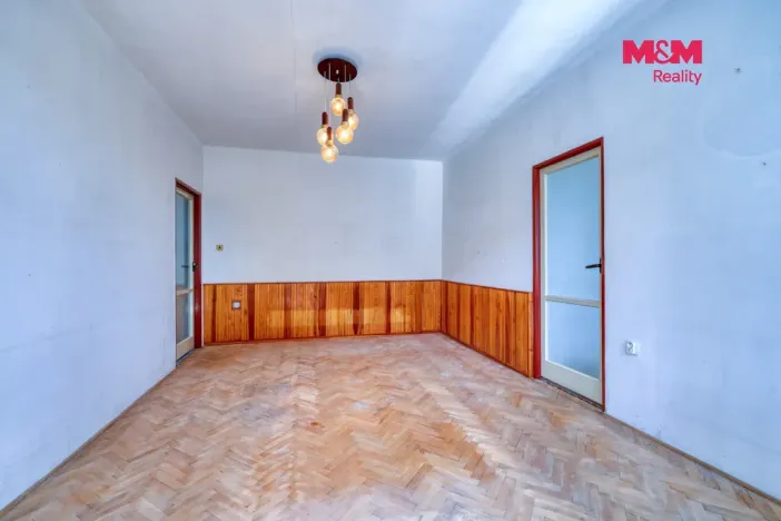 Prodej bytu 3+1, Nýrsko, Sídliště I, 56 m2