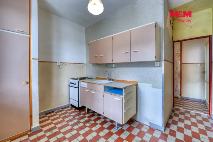Prodej bytu 3+1, Nýrsko, Sídliště I, 56 m2