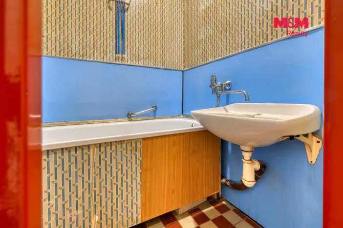 Prodej bytu 3+1, Nýrsko, Sídliště I, 56 m2
