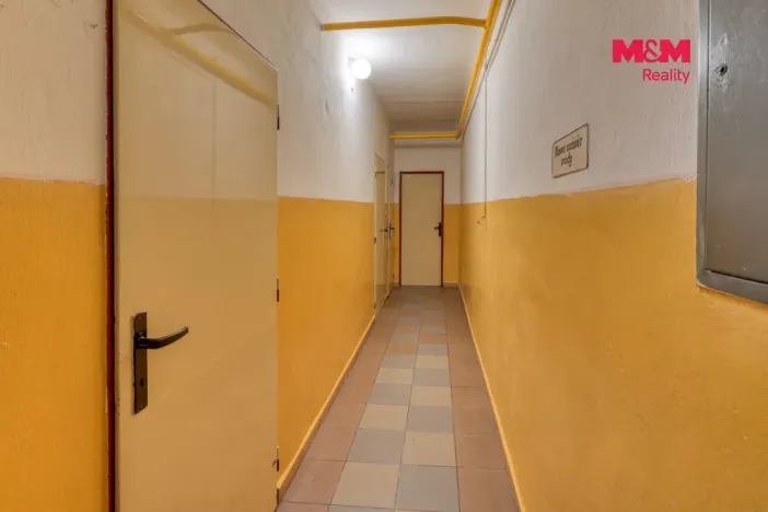 Prodej bytu 3+1, Nýrsko, Sídliště I, 56 m2