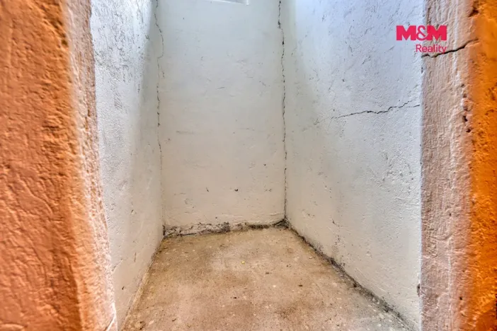 Prodej bytu 3+1, Nýrsko, Sídliště I, 56 m2