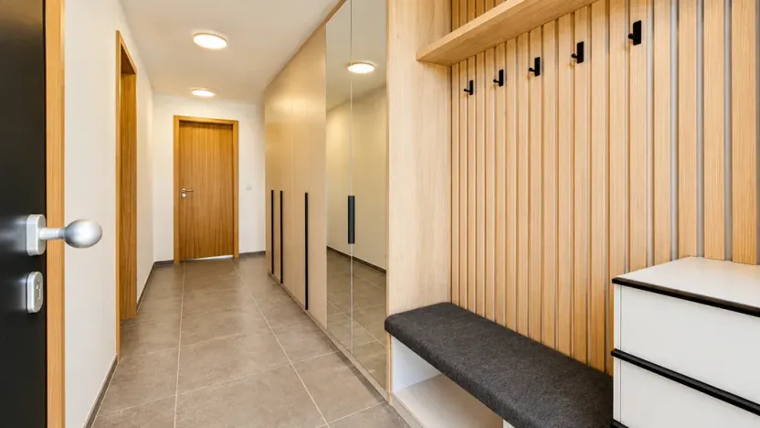 Pronájem rodinného domu, Praha, Karáskova, 163 m2