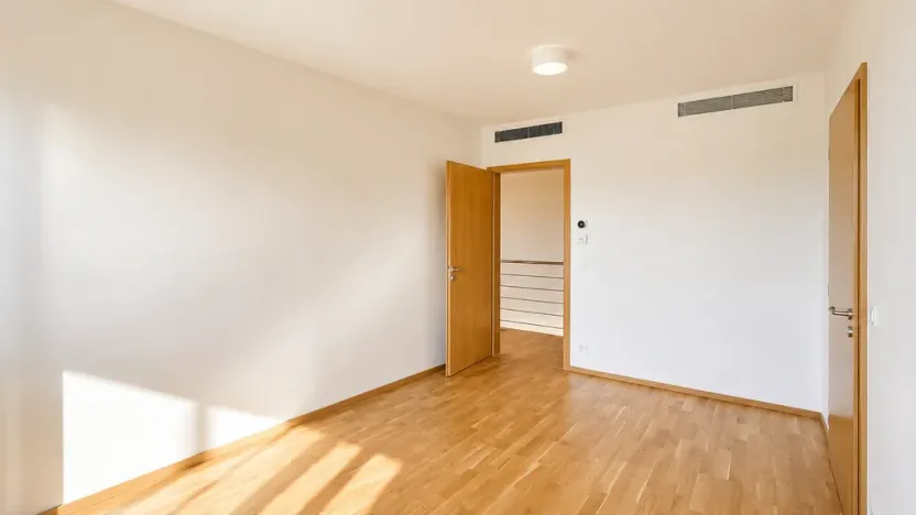 Pronájem rodinného domu, Praha, Karáskova, 163 m2