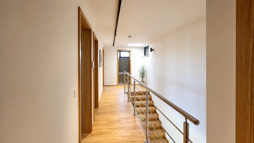 Pronájem rodinného domu, Praha, Karáskova, 163 m2