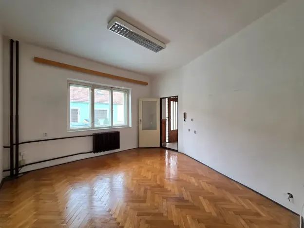 Prodej rodinného domu, Holasice, 182 m2
