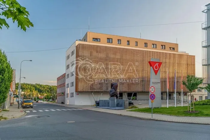 Pronájem bytu 2+kk, Kralupy nad Vltavou, Náměstí G. Karse, 55 m2