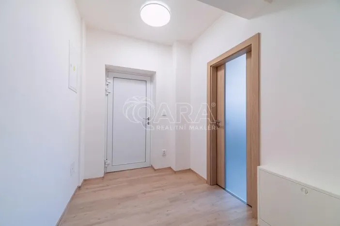 Pronájem bytu 2+kk, Kralupy nad Vltavou, Náměstí G. Karse, 55 m2
