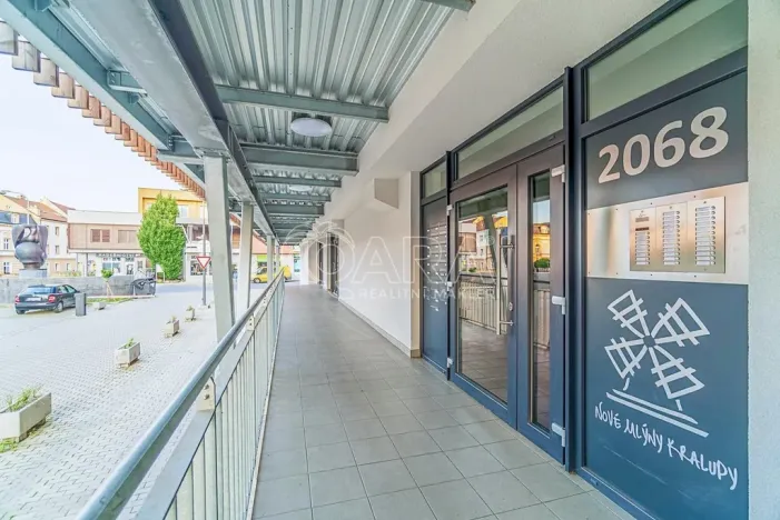 Pronájem bytu 2+kk, Kralupy nad Vltavou, Náměstí G. Karse, 55 m2